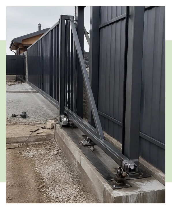 Монтаж консольных откатных ворот под ключ в Севастополе